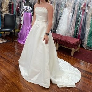 Wedding Dress Size 10